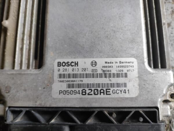 Centralita motor uce Dodge Journey 2.0 TD (140 cv) SXT - Imagen 2