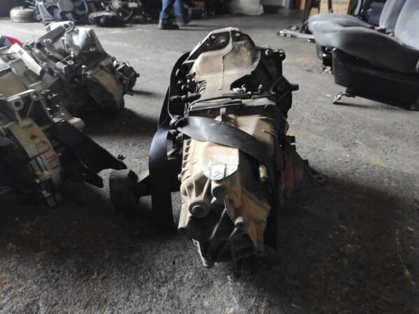 Caja cambios Volkswagen Passat (B5) 1.9 TDI (130 cv) - Imagen 3