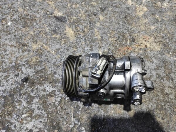 Compresor aire acondicionado Suzuki Swift III (MZ, EZ) 1.3 DDiS (RS 413D) (69 cv)