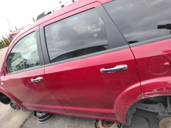 Puerta trasera izquierda Dodge Journey 2.0 TD (140 cv) SXT