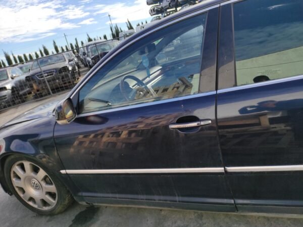 Puerta delantera izquierda Volkswagen Phaeton 4.9 V10 TDI (313 cv)
