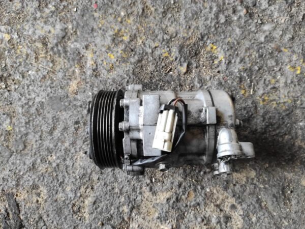Compresor aire acondicionado Suzuki Swift III (MZ, EZ) 1.3 DDiS (RS 413D) (69 cv)