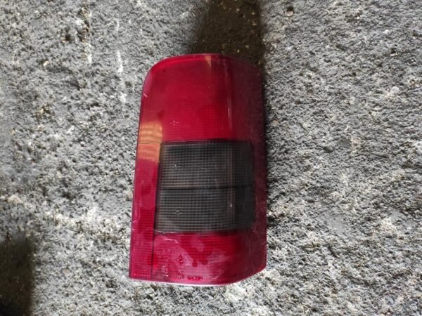 Piloto trasero derecho Peugeot Partner 1.9 D (69 cv)
