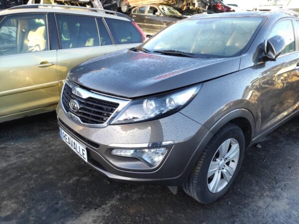 Morro completo Kia Sportage III 1.7 CRDI 16V (115 cv) - Imagen 2