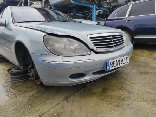 Paragolpe delantero Mercedes Benz Clase S (W220) S 320 (220065/165) (224 cv) - Imagen 2
