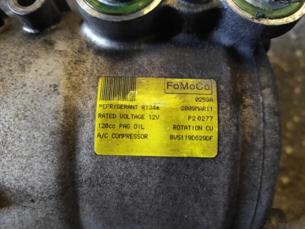 Compresor aire acondicionado Ford Fiesta VII 1.4 tdci (69cv) - Imagen 4