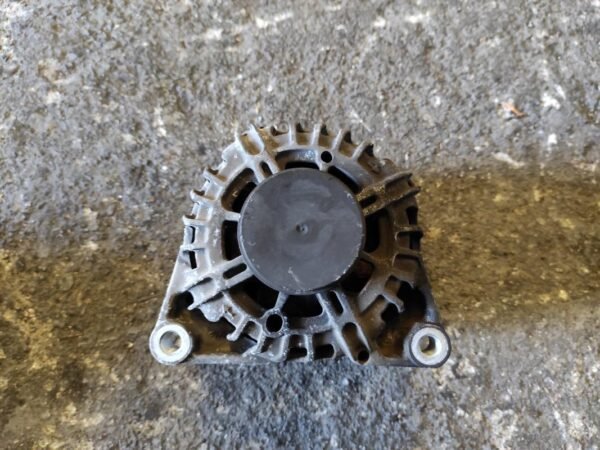 Alternador Ford Fiesta VII 1.4 tdci (69cv) - Imagen 2