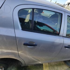 Puerta trasera derecha Opel Corsa D 5-puertas 1.2i 16V ECOTEC (80 cv)