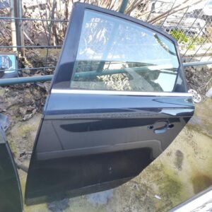 Puerta trasera izquierda Audi A4 (B8 8K) 2.0 TDI (143 cv)