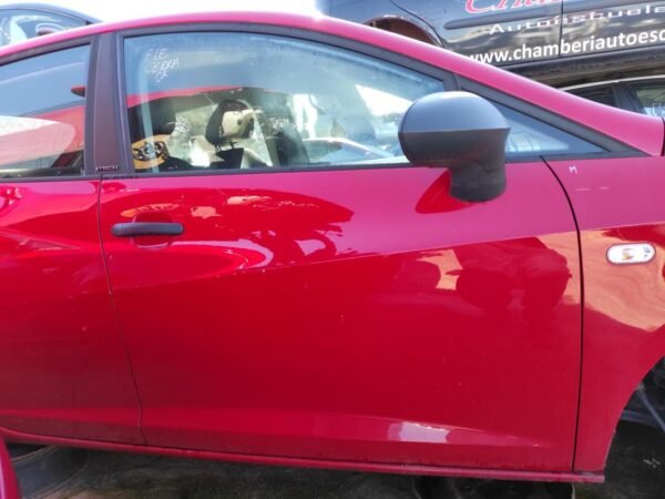 Puerta delantera derecha Seat Ibiza IV (Versión 2012) 1.2 TDI (75 cv)