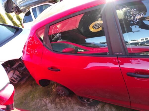 Puerta trasera derecha Seat Ibiza IV (Versión 2012) 1.2 TDI (75 cv)