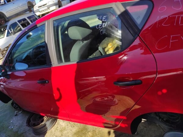 Puerta trasera izquierda Seat Ibiza IV (Versión 2012) 1.2 TDI (75 cv)
