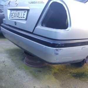 Paragolpe trasero Mercedes Benz Clase C (W202) C 250 Turbo-D (202.128) (150 cv) Automatico