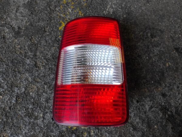 Piloto trasero izquierdo Volkswagen CADDY III (2K,2C) 1.9 TDI (75cv)