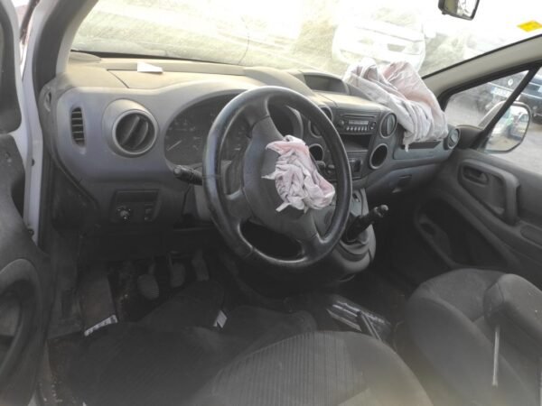Despiece Peugeot Partner Tepee 1.6 HDi (75 cv) 2010 - Imagen 5