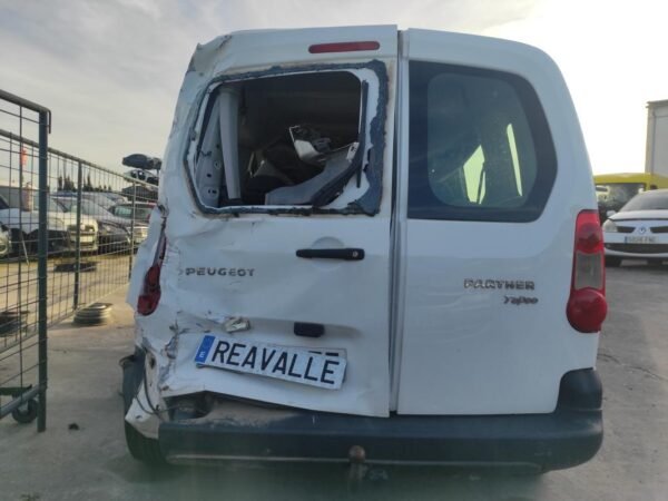 Despiece Peugeot Partner Tepee 1.6 HDi (75 cv) 2010 - Imagen 4