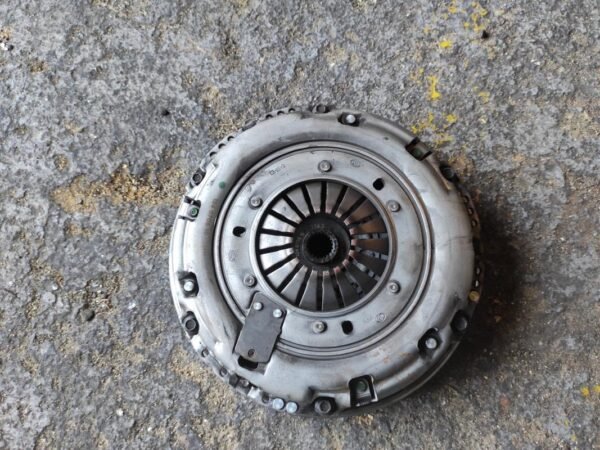 Kit embrague Ford Focus III Hatchback 1.6 TDCi (115 cv)
