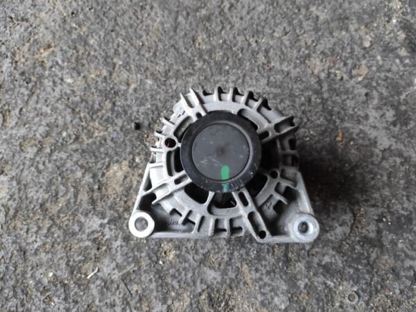 Alternador Ford Focus III Hatchback 1.6 TDCi (115 cv) - Imagen 2
