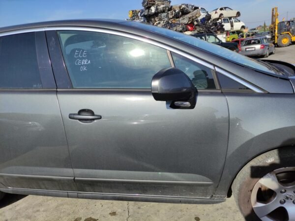 Puerta delantera derecha Peugeot 3008 HDI 110 (109 CV)