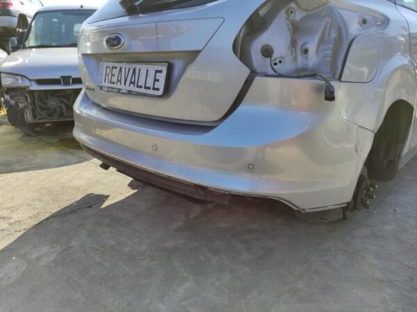 Paragolpe trasero Ford Focus III Hatchback 1.6 TDCi (115 cv)