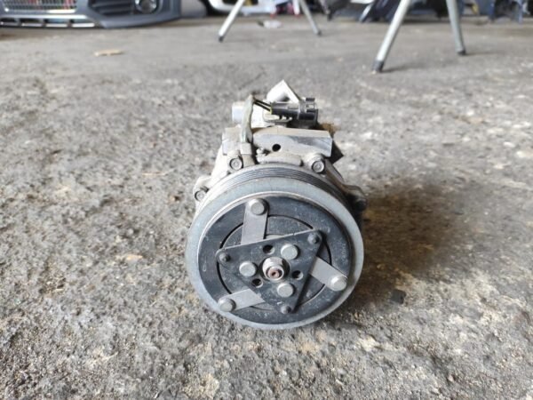 Compresor aire acondicionado Mazda 3 II Hatchback (BL) 1.6 MZR CD (109 cv) - Imagen 3