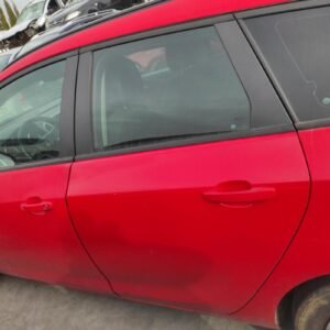 Puerta trasera izquierda Opel Astra J Sports Tourer 1.7 CDTI (110 cv)