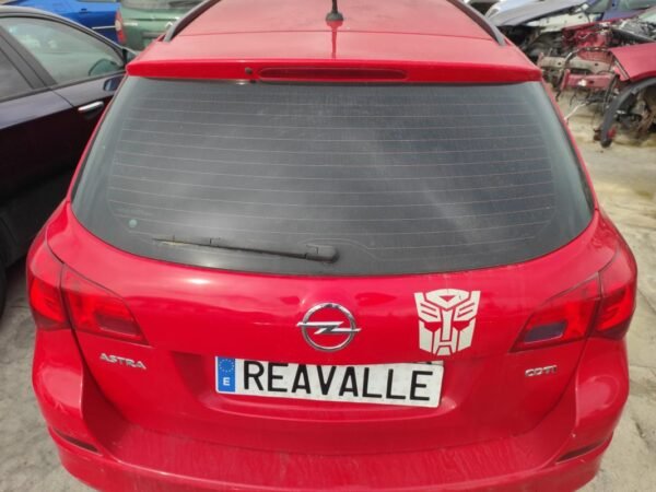 Porton trasero Opel Astra J Sports Tourer 1.7 CDTI (110 cv)