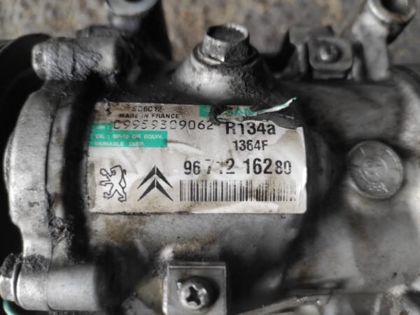 Compresor aire acondicionado Peugeot Partner Tepee 1.6 HDi (75 cv) - Imagen 4