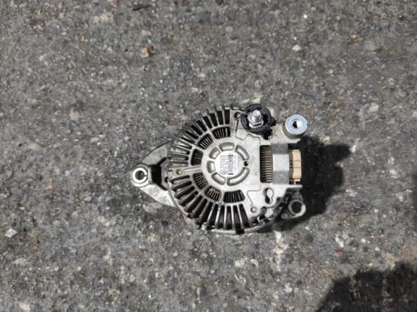 Alternador Mitsubishi ASX 1.8 DI-D (116 cv) - Imagen 3