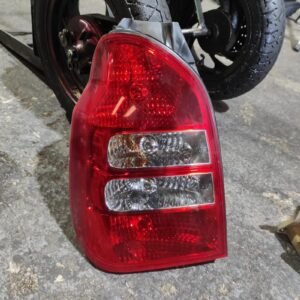Piloto trasero izquierdo Hyundai Terracan 2.9 CRDi (163 cv)