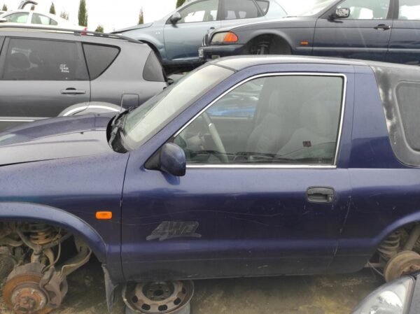 Puerta delantera izquierda Kia Sportage Soft Top I 2.0i 16V (128 cv)