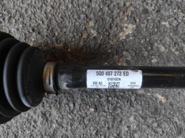 Transmisión delantera derecha Audi Q2 30 TDI (115cv) - Imagen 2