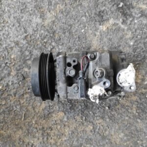 Compresor aire acondicionado Audi A4 Avant (B6 8E) 2.5 TDI V6 (163 cv) Multitronic