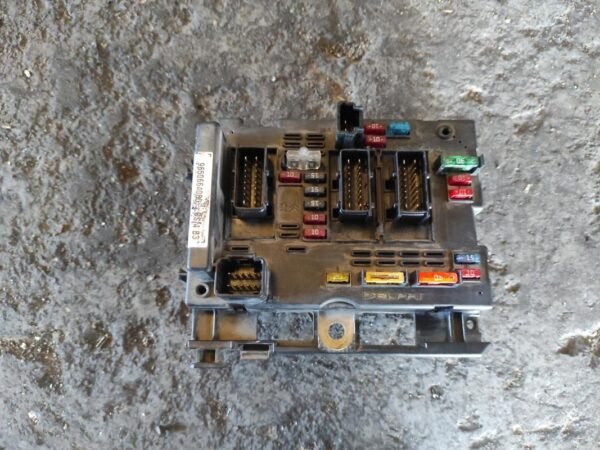 Caja de reles / fusibles Citroen C8 (Fase I) 2.0 HDi 16V (109 cv) FAP
