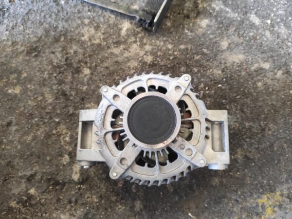 Alternador Chrysler Grand Voyager V 2.8 CRD (163cv) - Imagen 2