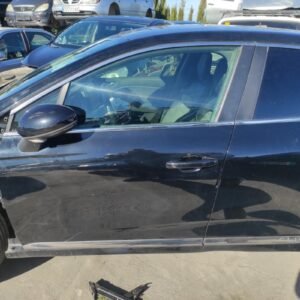 Puerta delantera izquierda Renault Clio V 1.5 BLUE dCi Disel (86cv)