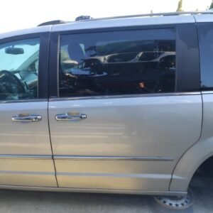 Puerta lateral corredera izquierda Chrysler Grand Voyager V 2.8 CRD (163cv)