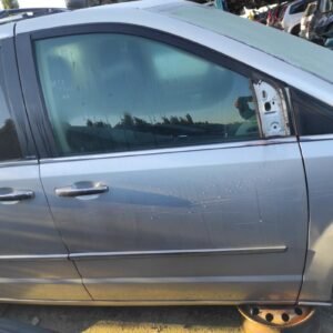 Puerta delantera derecha Chrysler Grand Voyager V 2.8 CRD (163cv)