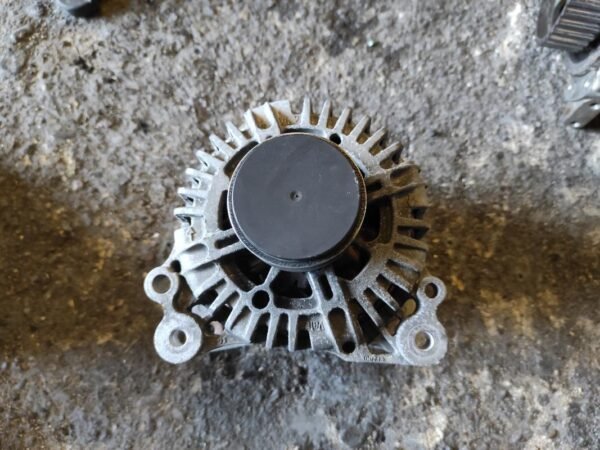 Alternador Volkswagen Touran I (Versión 2006) 1.9 TDI (105 cv) - Imagen 2