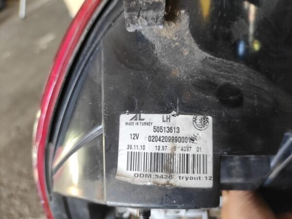 Piloto trasero izquierdo Alfa Romeo Giulietta II 2.0 JTDM (140 cv) - Imagen 3