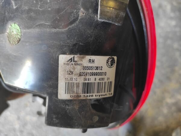 Piloto trasero derecho Alfa Romeo Giulietta II 2.0 JTDM (140 cv) - Imagen 3