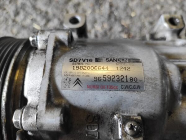 Compresor aire acondicionado Citroen Xsara Picasso (N68) 1.6 HDI (90 cv) - Imagen 4