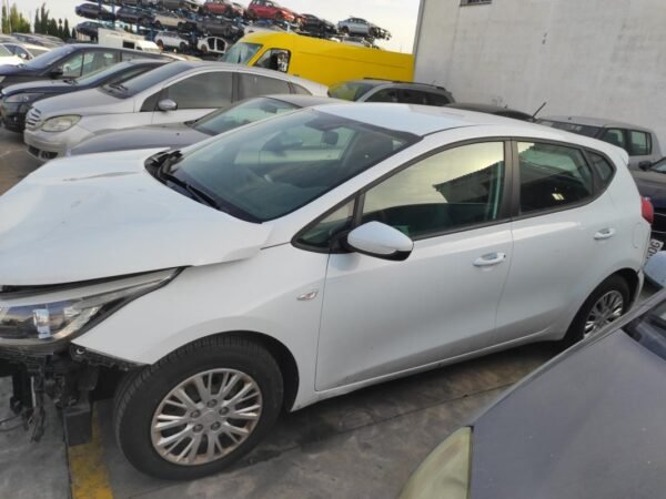Despiece Kia Cee'd II 1.4D 16V CRDi (90 cv) 2014 - Imagen 2