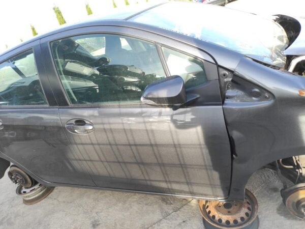 Puerta delantera derecha Toyota Yaris III 1.4D (90cv)