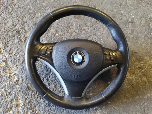 Volante Bmw Serie 1 (E87 LCI, Versión 2007) 118d (143 cv)