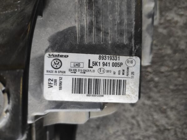 Faro izquierdo Volkswagen Golf VI 1.6 TDI (105cv) - Imagen 4
