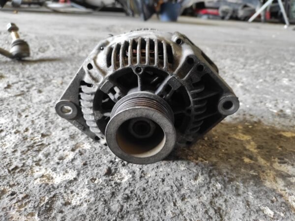 Alternador Opel Movano Combi (J9) 2.5 D (80 cv) - Imagen 2