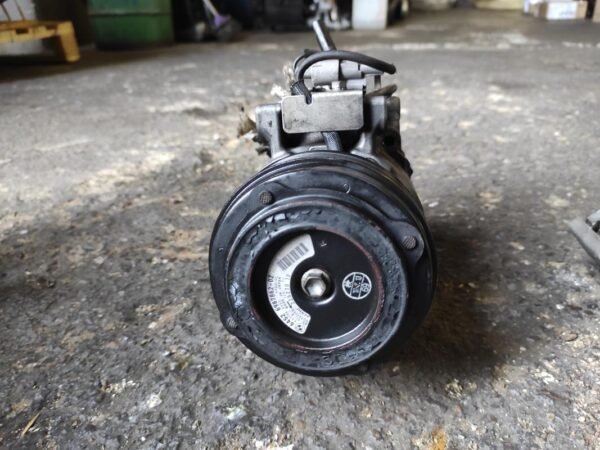 Compresor aire acondicionado Bmw Serie 1 (E81) 118d (143 cv) - Imagen 3