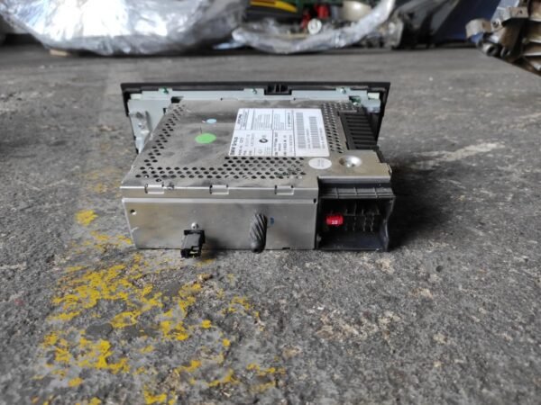 Sistema audio / Radio CD Bmw Serie 1 (E81) 118d (143 cv) - Imagen 2