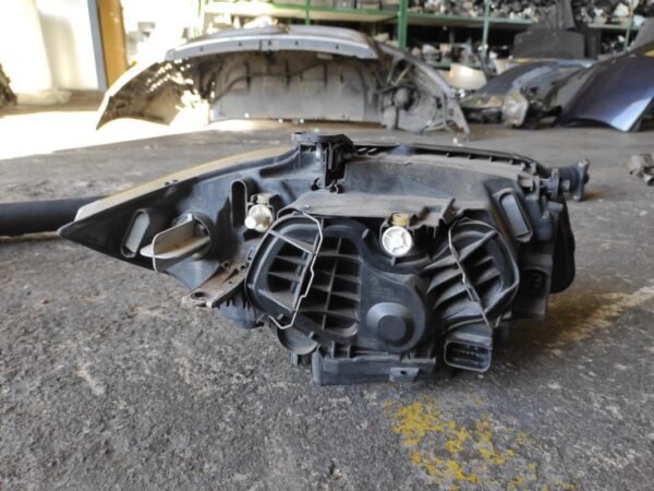 Faro izquierdo Bmw Serie 1 (E81) 118d (143 cv) - Imagen 2